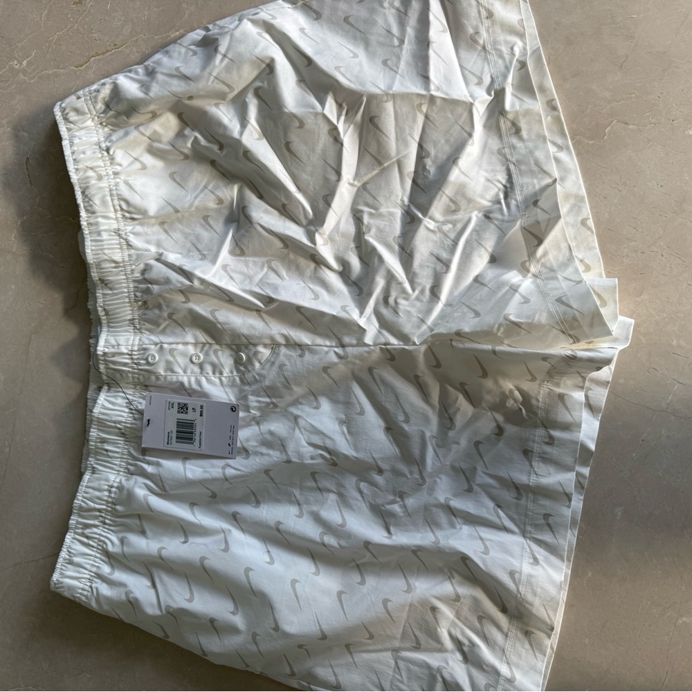 New Women's Nike Logo Cream Boxer Shorts. XXL. $65